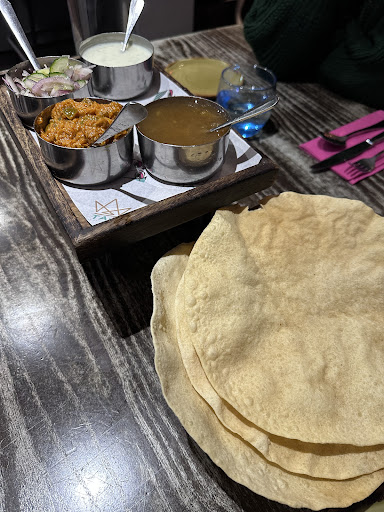 Photo of Taj Tandoori - 64 Cherry Hinton Rd, Cambridge CB1 7AA